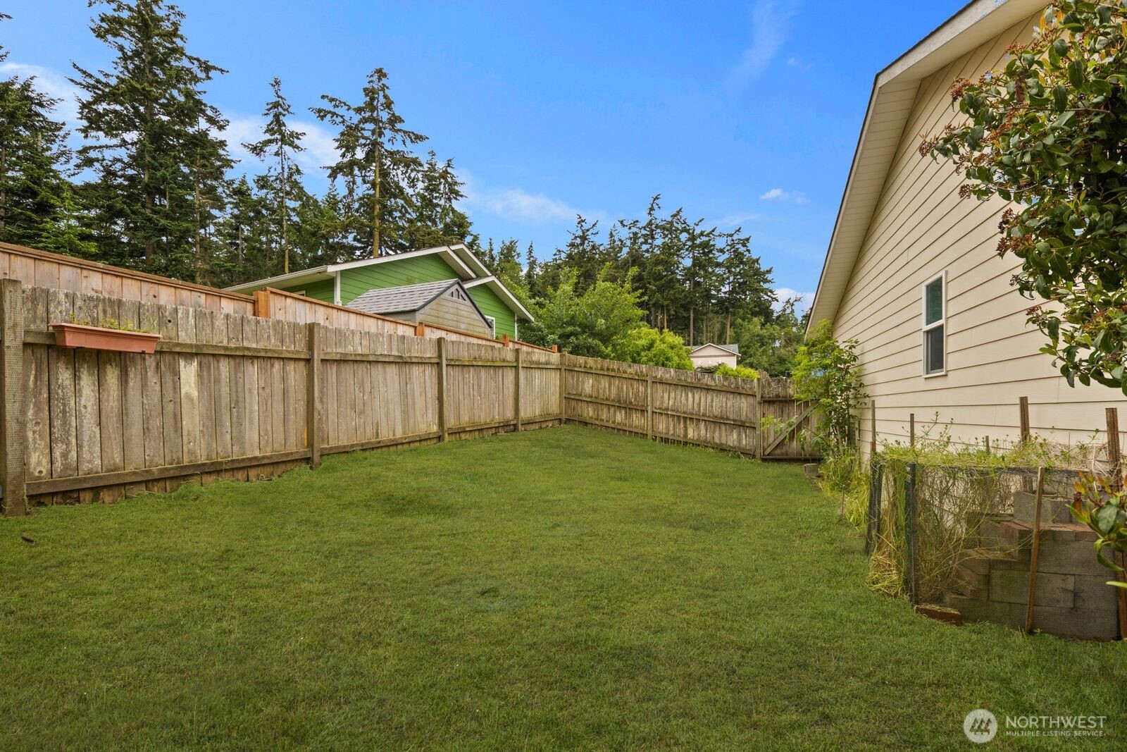 2220 Williams Road Oak Harbor, WA 98277 - Photo 33 of 37