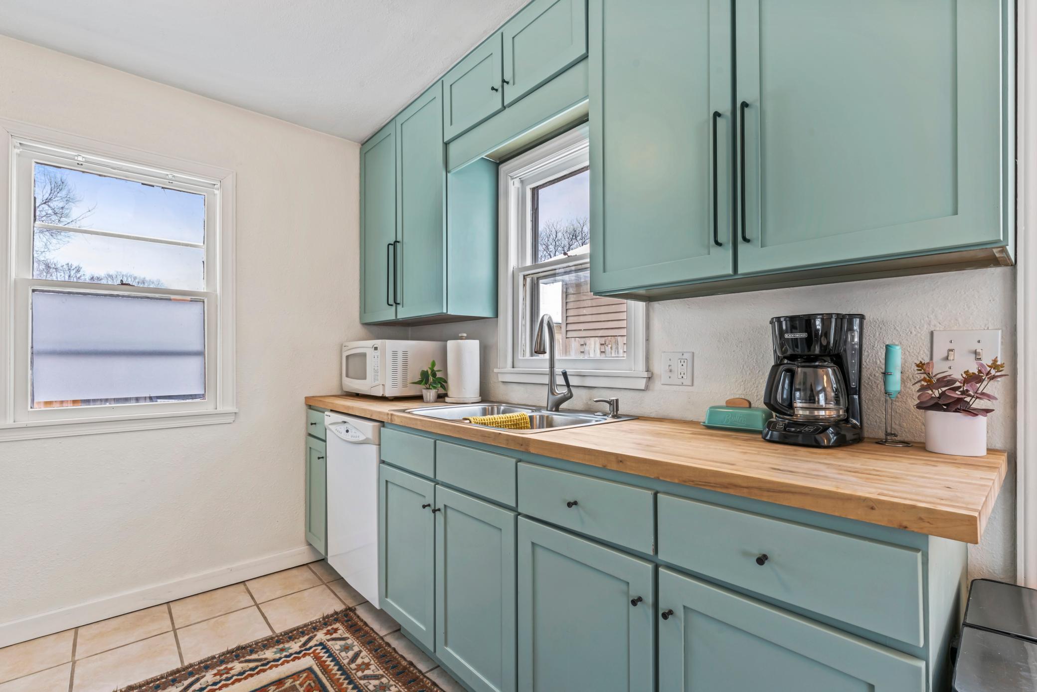 917 3rd Street Northeast Rochester, MN 55906 - Photo 12 of 23