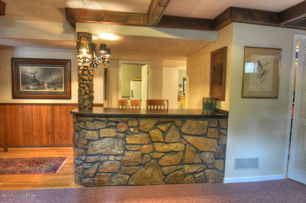 2709 Timber Hill Road Louisville, KY 40214 - Photo 39 of 52 DSC_0133_4_5 (1024x680)