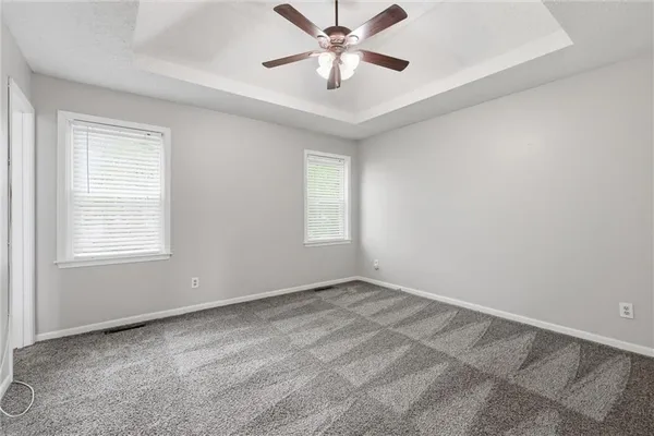 $300,000 | 10103 North Central Street, Kansas City, MO 64155