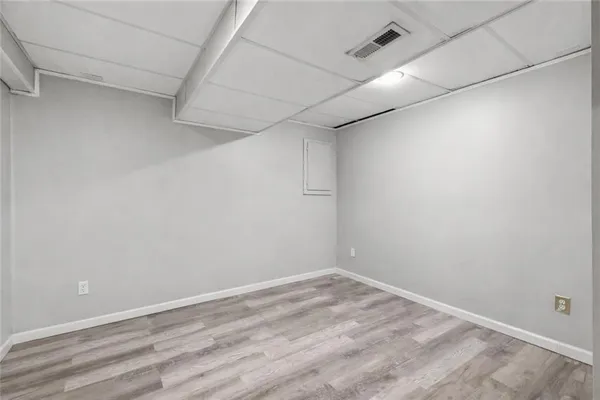 $300,000 | 10103 North Central Street, Kansas City, MO 64155