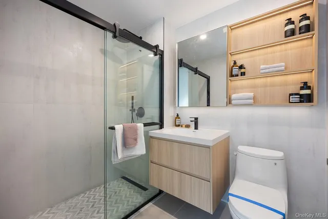 $1,046,000 | 35-30 146th Street, Unit 506 | Murray Hill - Flushing