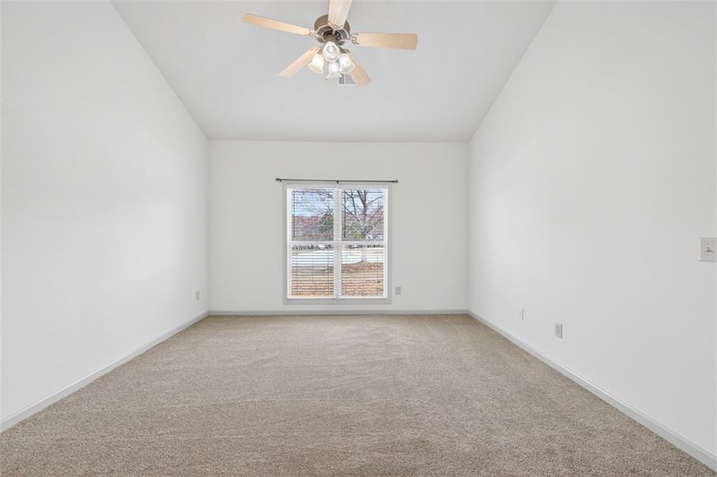 1412 Silvergate Way Winder, GA 30680 - Photo 14 of 30