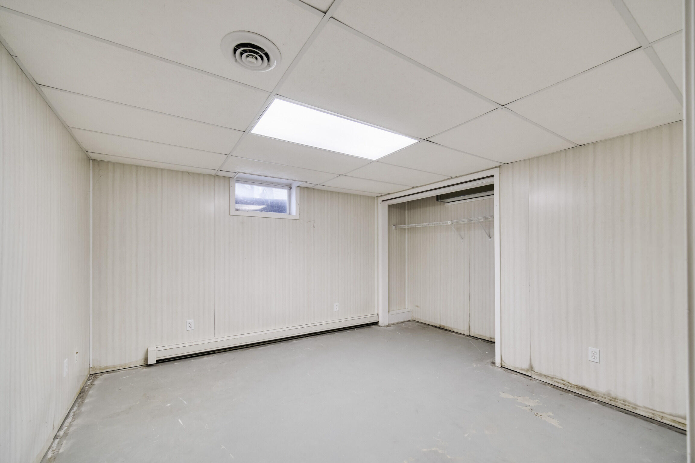 820 Robinson Street Manistee, MI 49660 - Photo 29 of 37 Finished Room in Basement