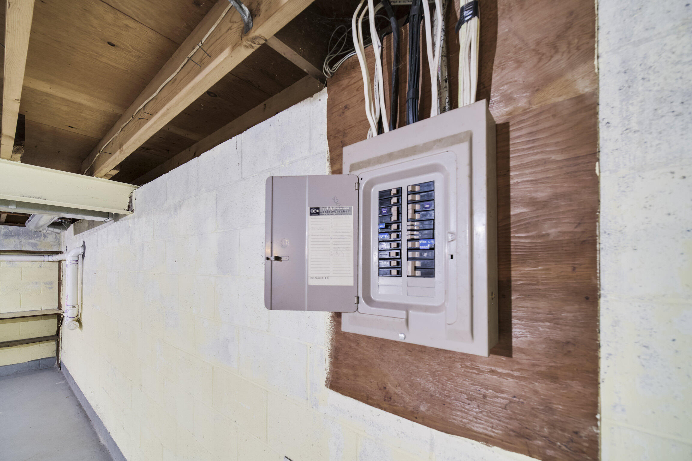 820 Robinson Street Manistee, MI 49660 - Photo 30 of 37 Electric Service