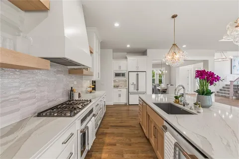 $995,000 | 14399 South Parkhill Street, Olathe, KS 66062