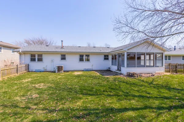 $248,000 | 1312 Nicki Drive, Bloomington, IL 61704