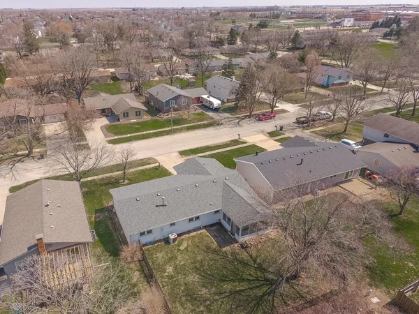 $248,000 | 1312 Nicki Drive, Bloomington, IL 61704