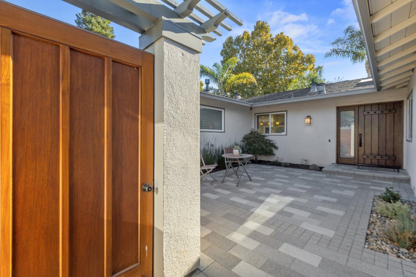 2219 Maykirk Road San Jose, CA 95124 - Photo 10 of 100