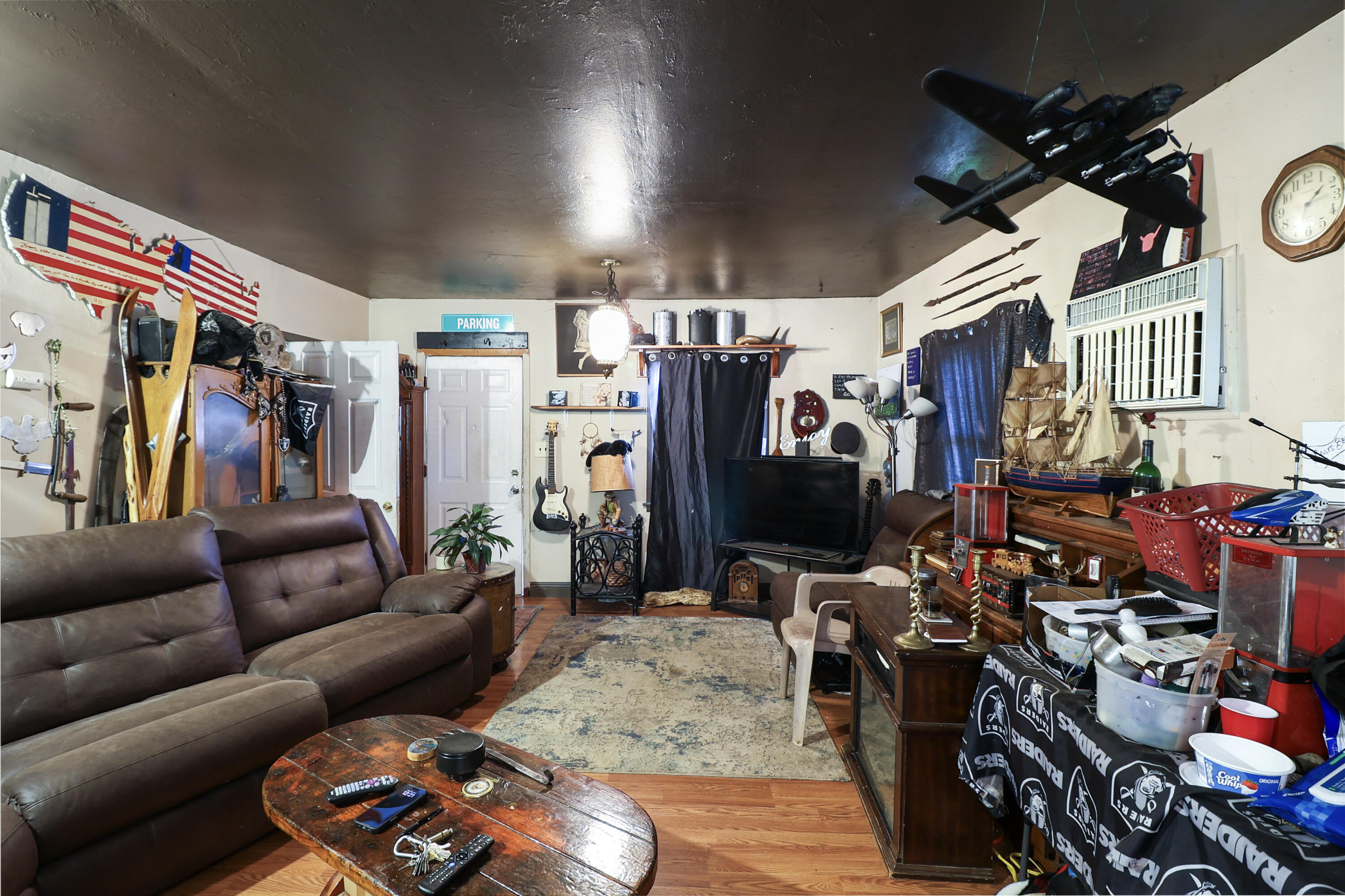 815 Locust Street Redding, CA 96001 - Photo 11 of 23 11-01