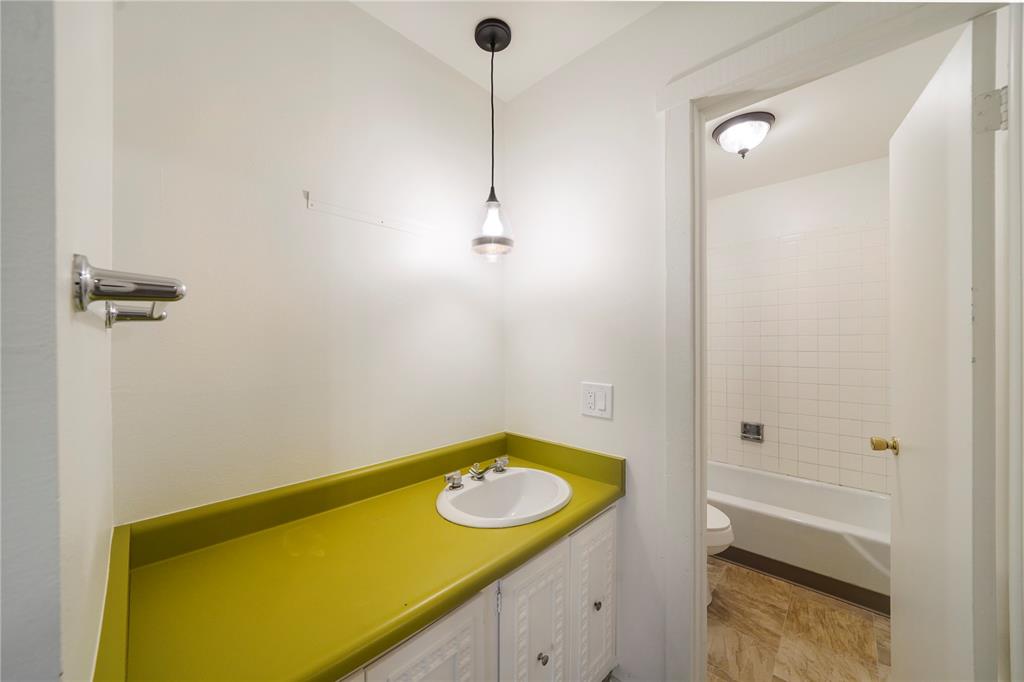 180 Evergreen Road, Unit 102E Dillon, CO 80435 - Photo 8 of 12