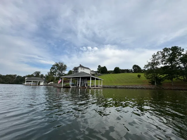 a view of a lake with houses