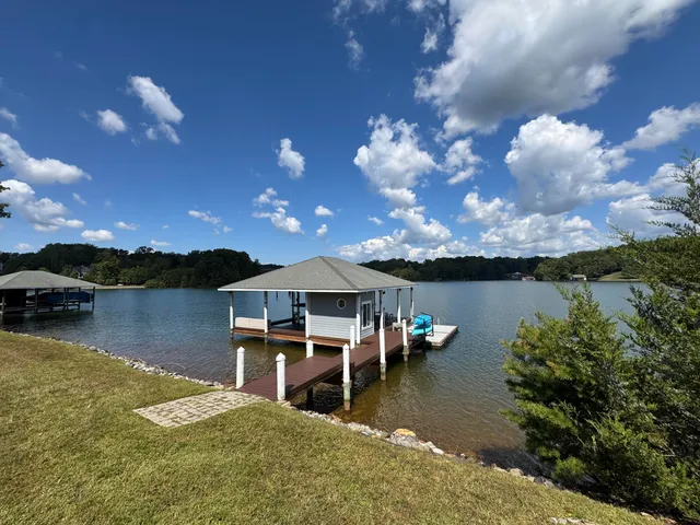 a view of a house with outdoor space