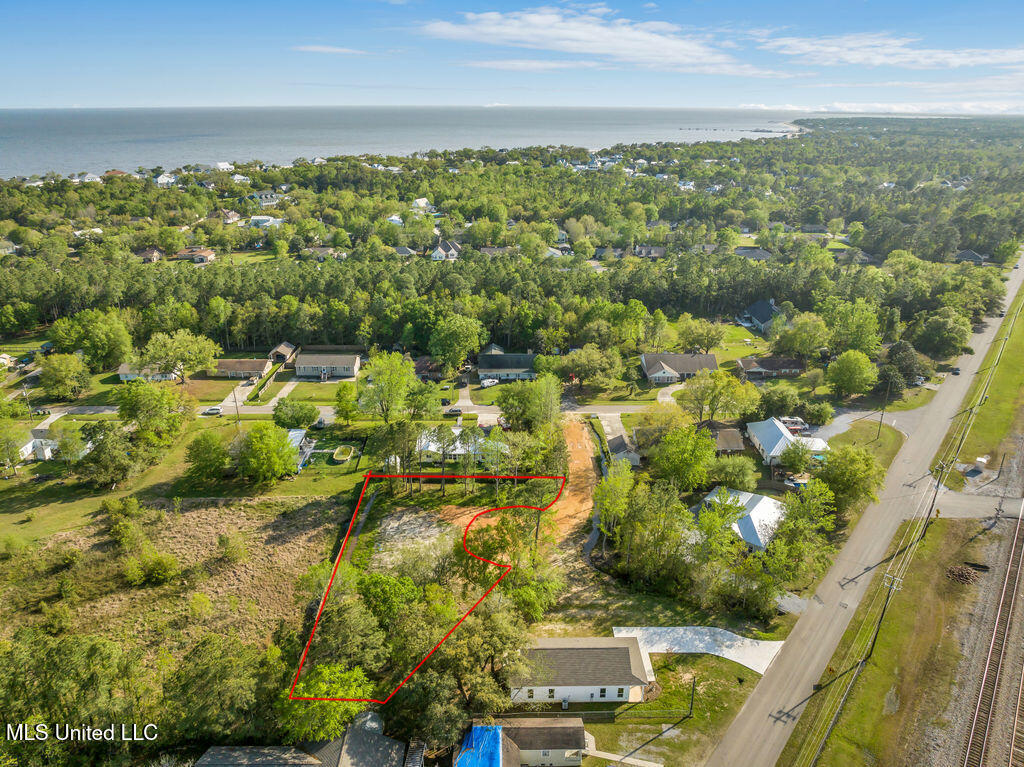 Chantilly Terrace Bay St. Louis, MS 39520 - Photo 5 of 10 KatieLot-5