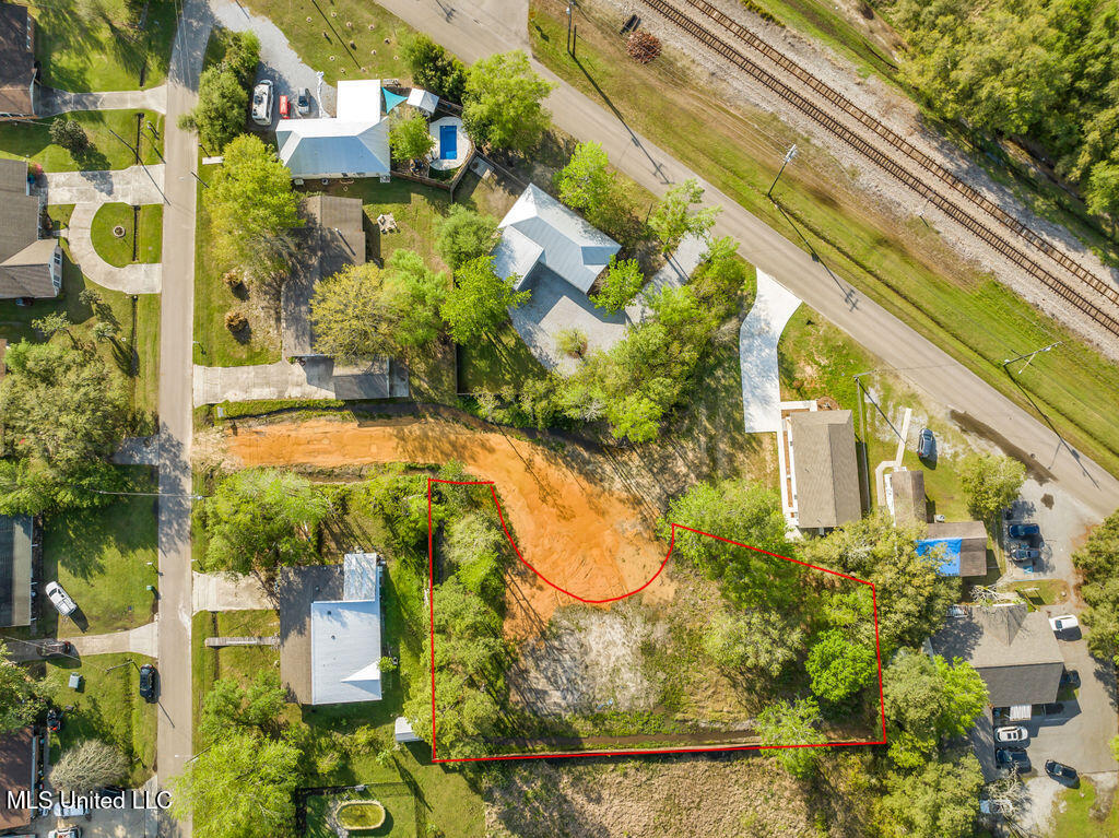 Chantilly Terrace Bay St. Louis, MS 39520 - Photo 10 of 10 KatieLot-10