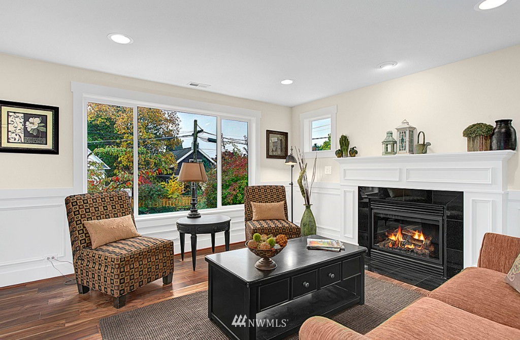 706 North 74th Street Seattle, WA 98103 - Photo 3 of 25 Gallery Image 3