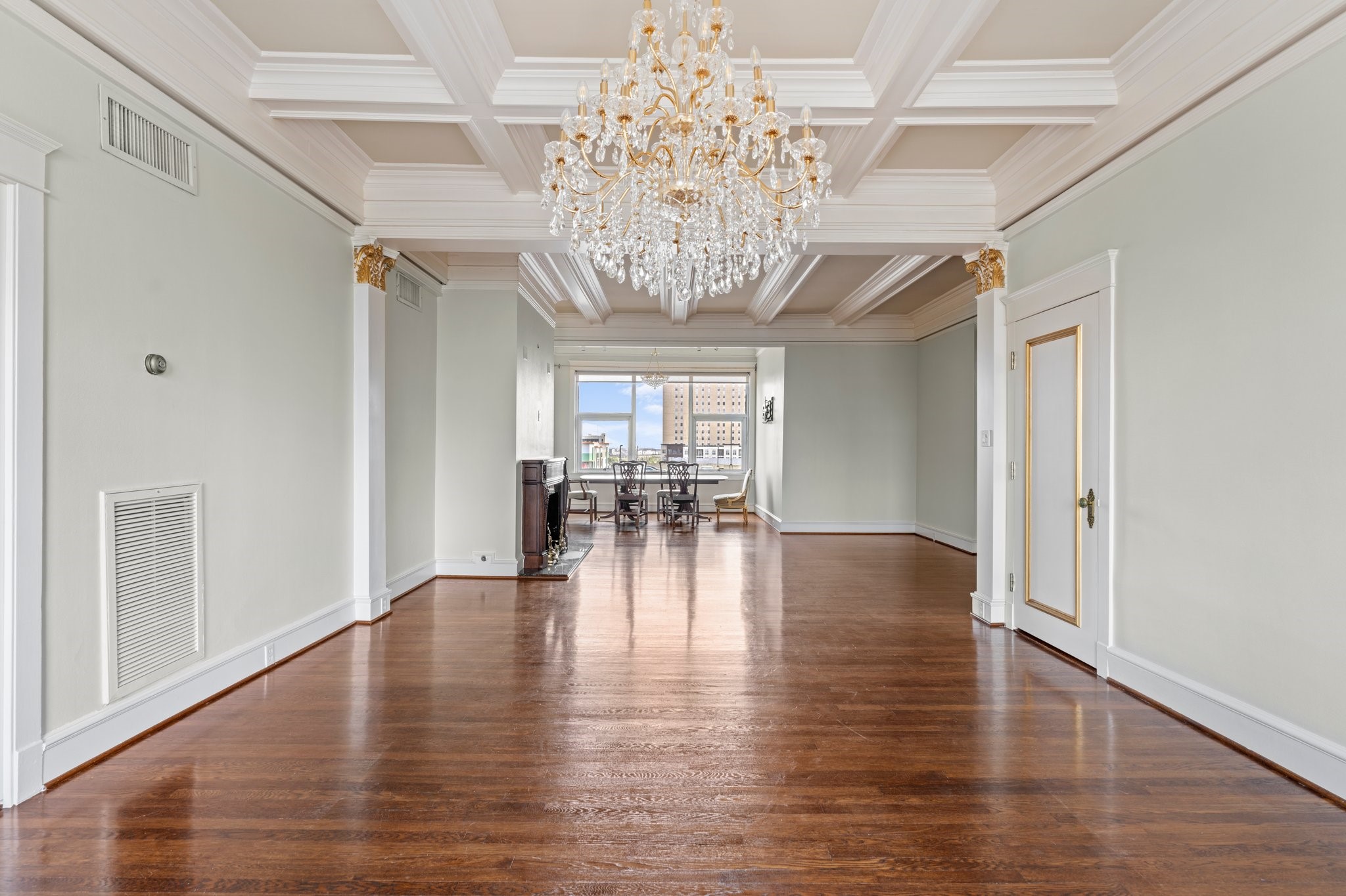 1700 Main Street, Unit 7B Houston, TX 77002 - Photo 16 of 50 a view of dining room with wooden floor