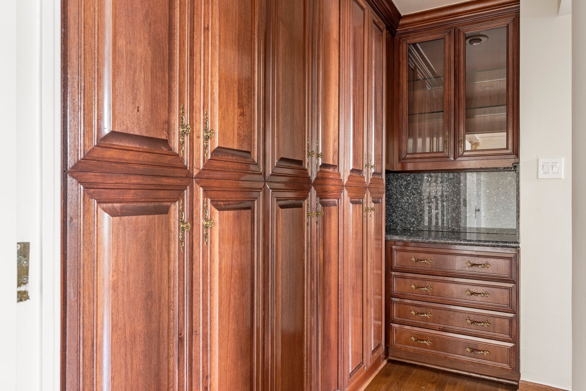 1700 Main Street, Unit 7B Houston, TX 77002 - Photo 21 of 50 a view of walk in closet with empty racks
