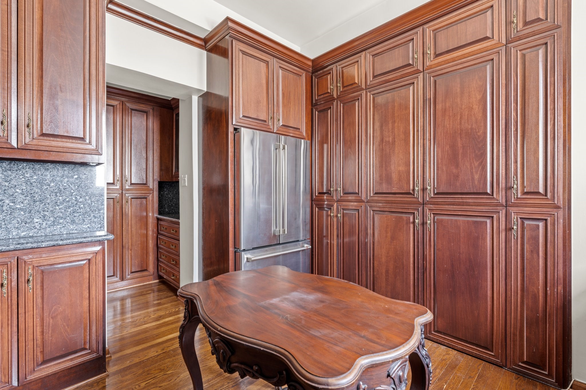 1700 Main Street, Unit 7B Houston, TX 77002 - Photo 23 of 50 an outdoor space with wooden floor