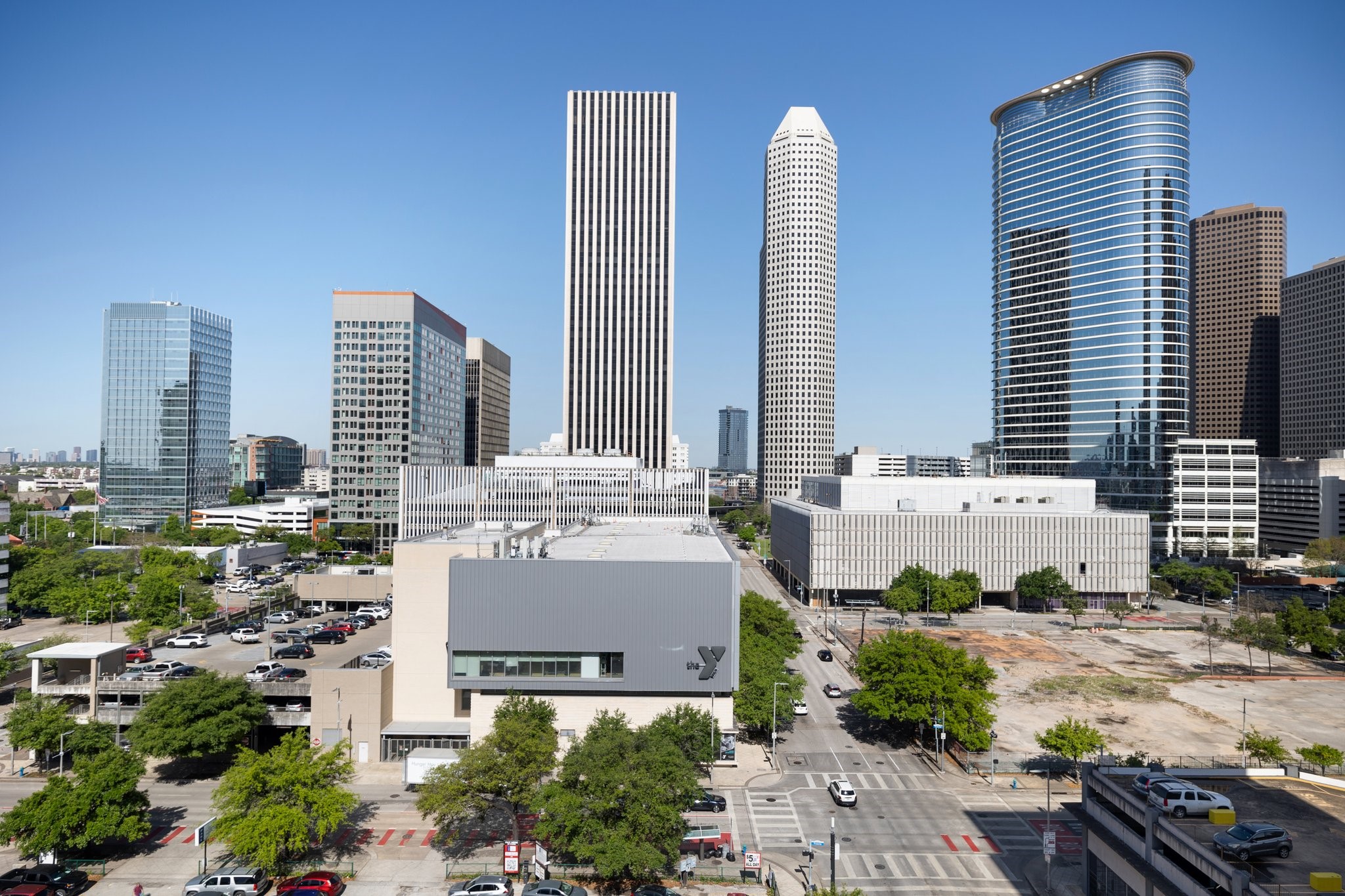 1700 Main Street, Unit 7B Houston, TX 77002 - Photo 48 of 50 a view of a city with tall buildings