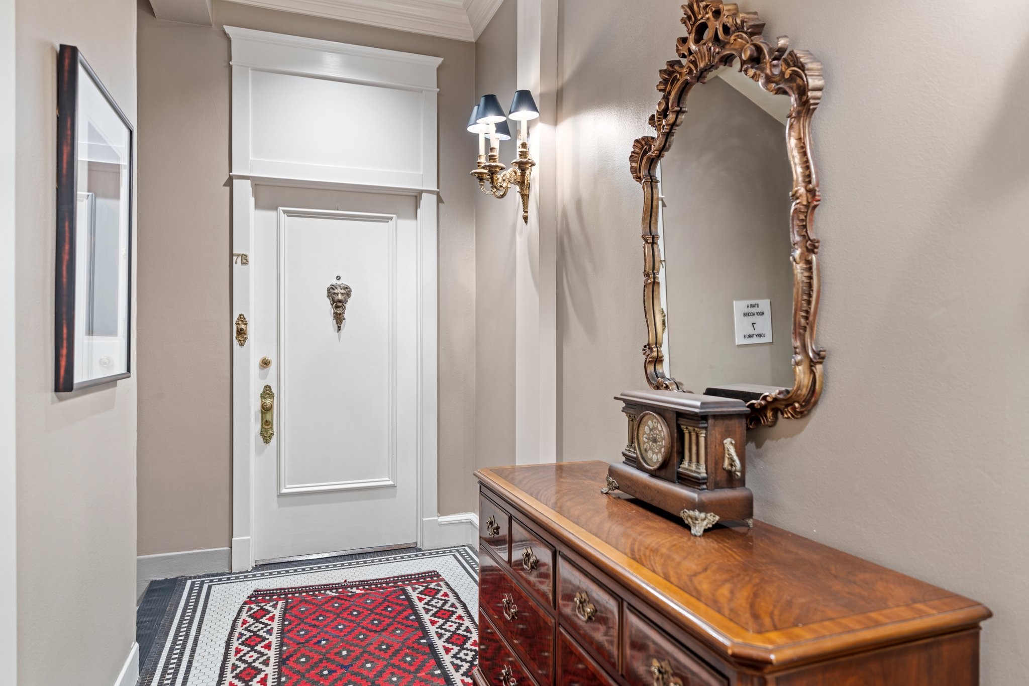 1700 Main Street, Unit 7B Houston, TX 77002 - Photo 8 of 50 a view of room with a table and a chandelier