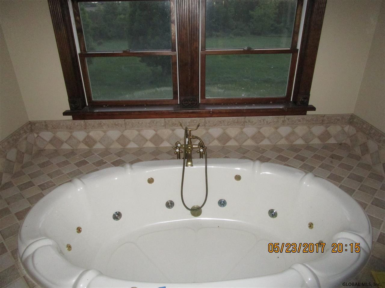 16 Staniak Road Halfmoon, NY 12118 - Photo 11 of 16 Photo 13