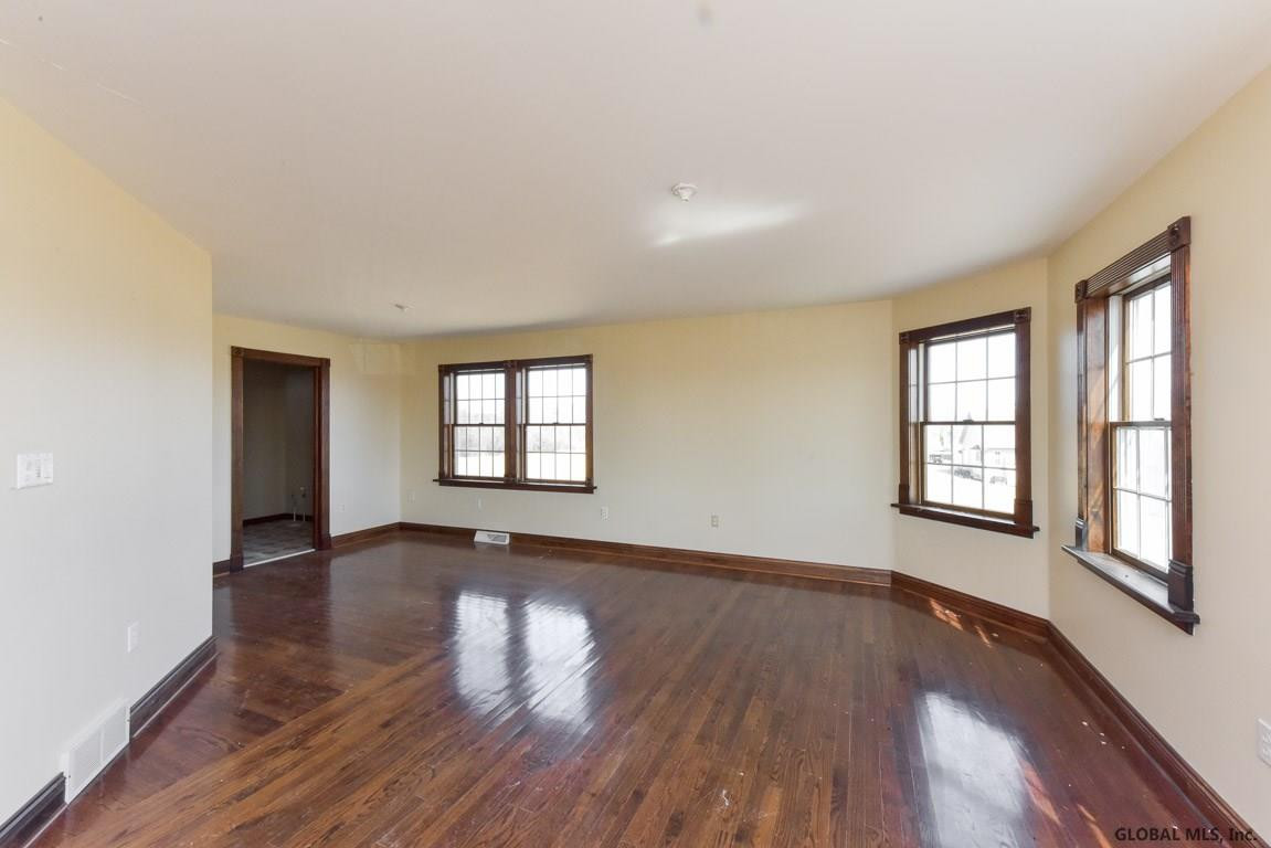 16 Staniak Road Halfmoon, NY 12118 - Photo 6 of 16 Photo 6