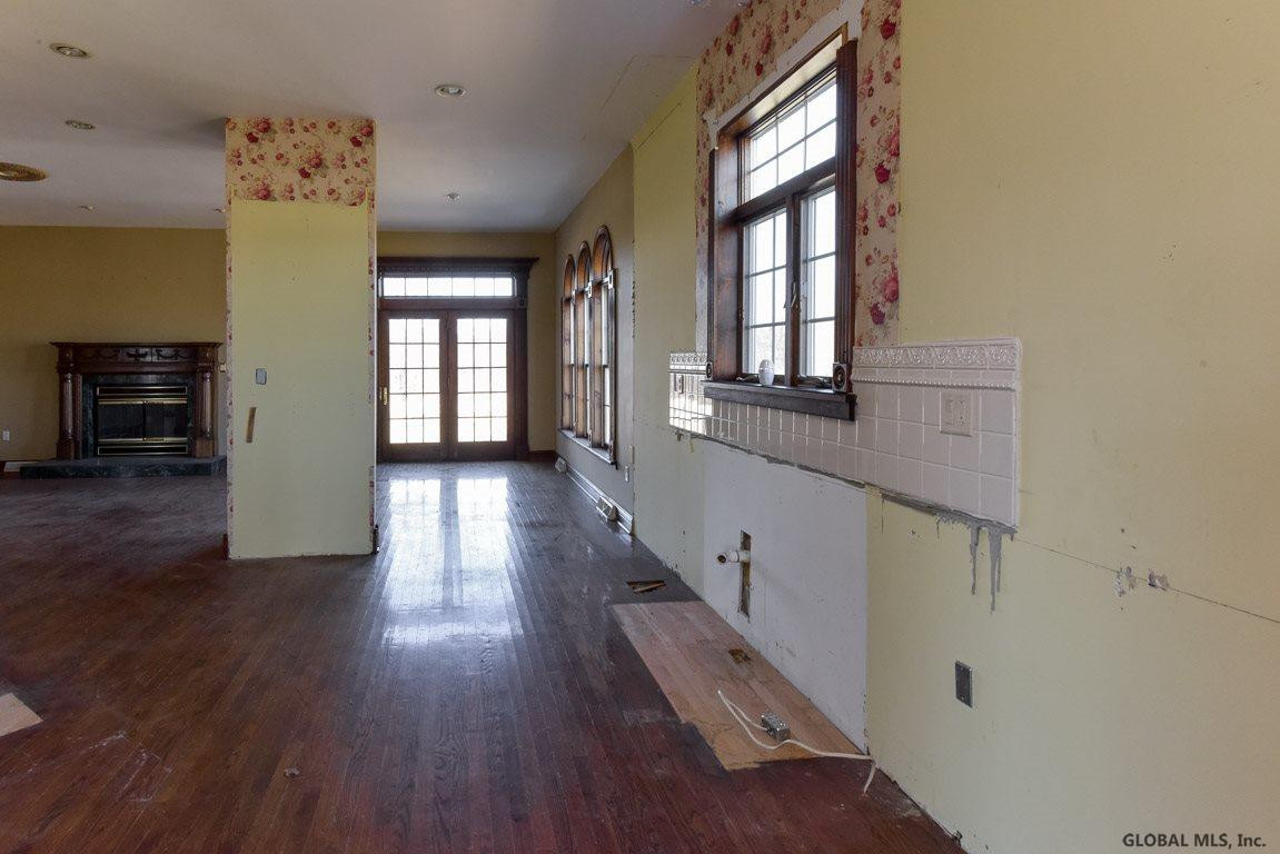 16 Staniak Road Halfmoon, NY 12118 - Photo 7 of 16 Photo 7