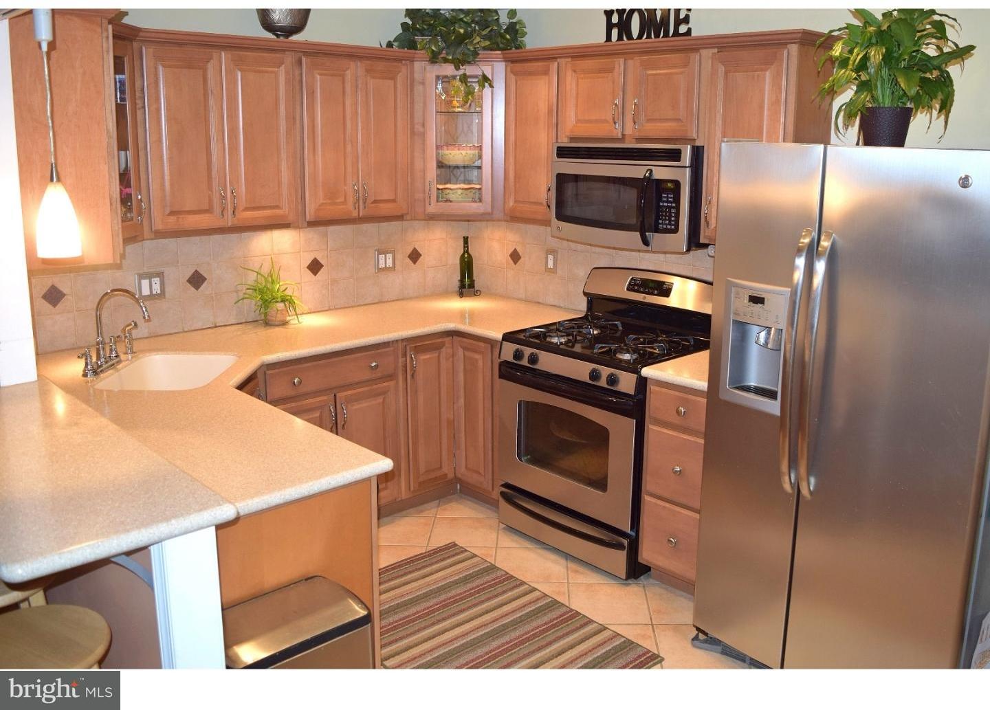 12600 Chilton Road Philadelphia, PA 19154 - Photo 7 of 25 Kitchen
