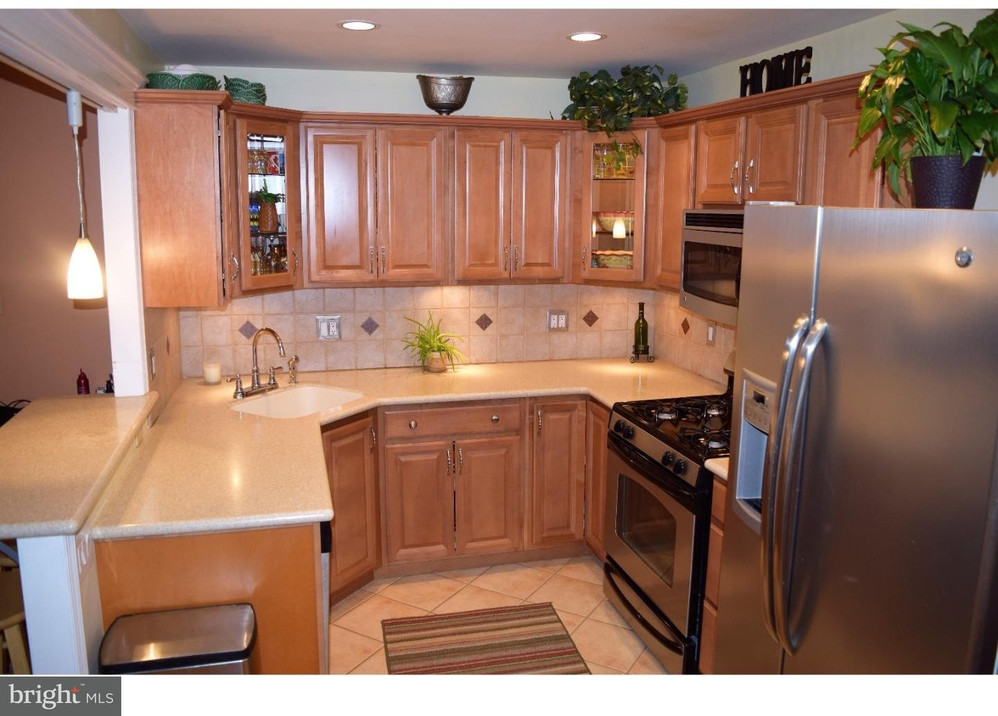 12600 Chilton Road Philadelphia, PA 19154 - Photo 8 of 25 Kitchen