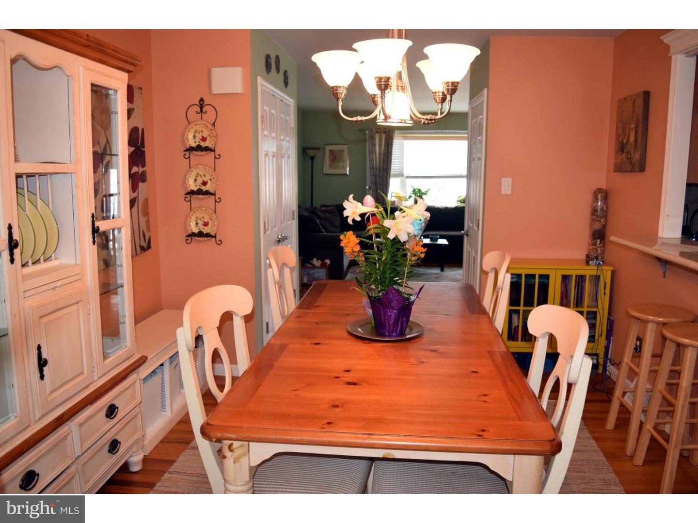 12600 Chilton Road Philadelphia, PA 19154 - Photo 10 of 25 Dining Room