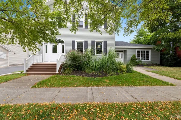 $450,000 | 4 Slocombe Avenue, Marcellus, NY 13108