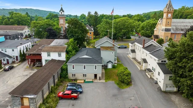 $499,900 | 4 Slocombe Avenue, Marcellus, NY 13108