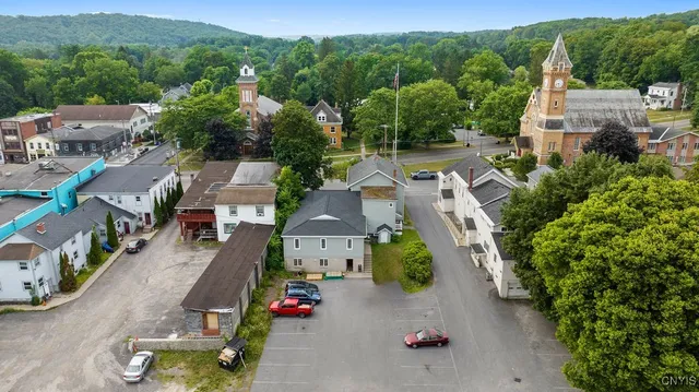 $499,900 | 4 Slocombe Avenue, Marcellus, NY 13108