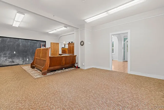 $499,900 | 4 Slocombe Avenue, Marcellus, NY 13108