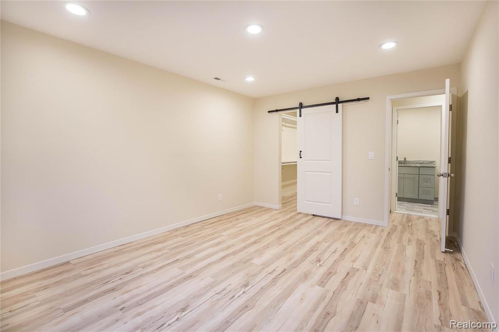 29840 West 12 Mile Road, Unit 409 Farmington Hills, MI 48334 - Photo 10 of 15