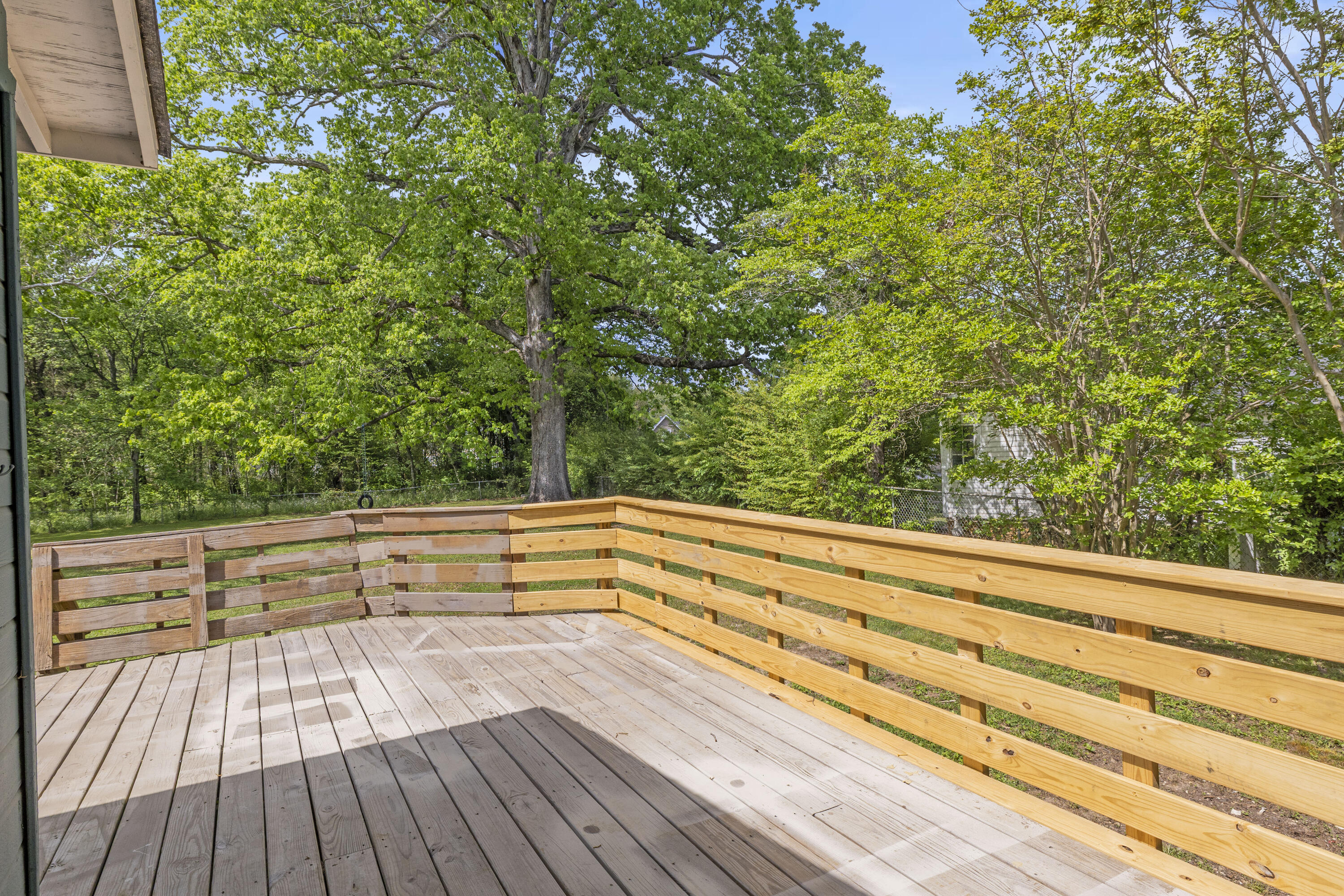 803 Cove Road Chickamauga, GA 30707 - Photo 33 of 38 Deck