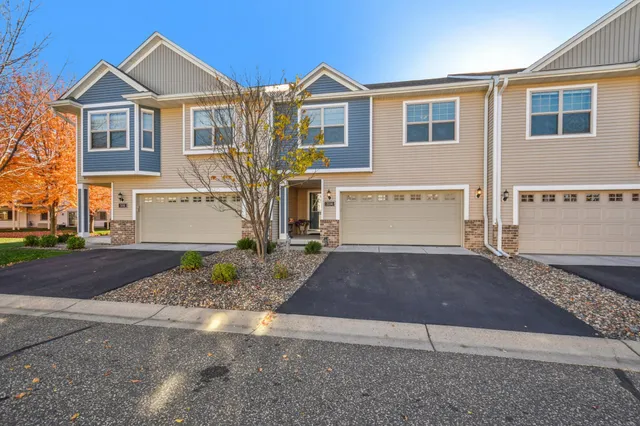 $340,000 | 3114 Frontier Drive, Woodbury, MN 55129