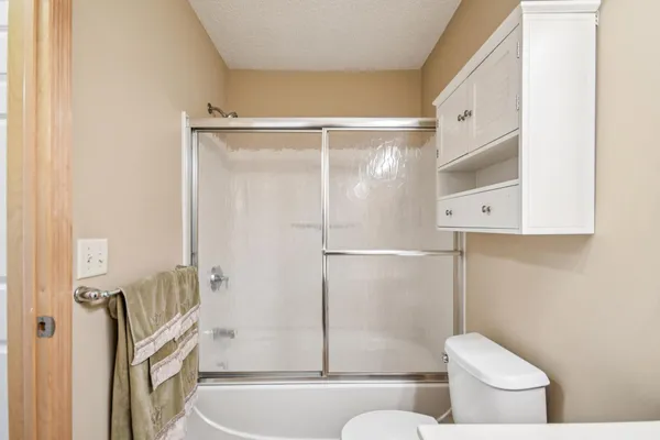 $340,000 | 3114 Frontier Drive, Woodbury, MN 55129