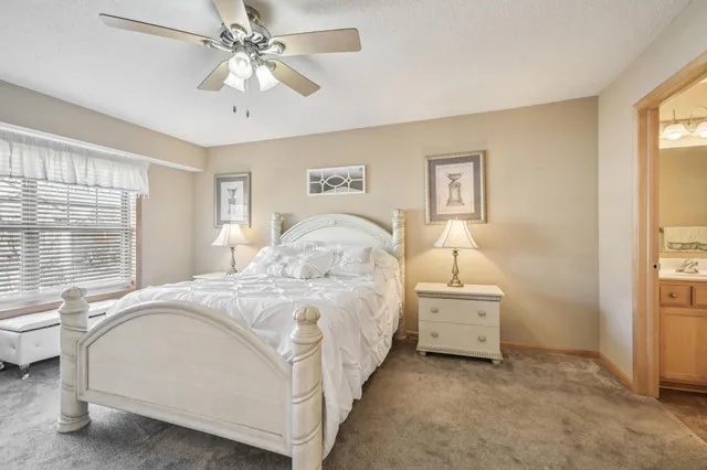 $340,000 | 3114 Frontier Drive, Woodbury, MN 55129