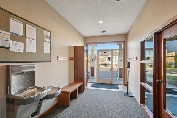 $340,000 | 3114 Frontier Drive, Woodbury, MN 55129