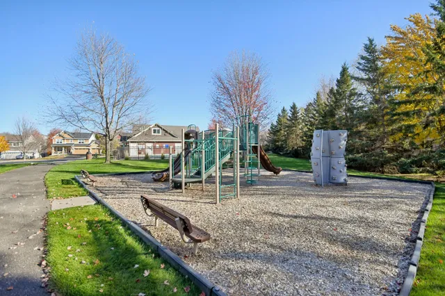 $340,000 | 3114 Frontier Drive, Woodbury, MN 55129