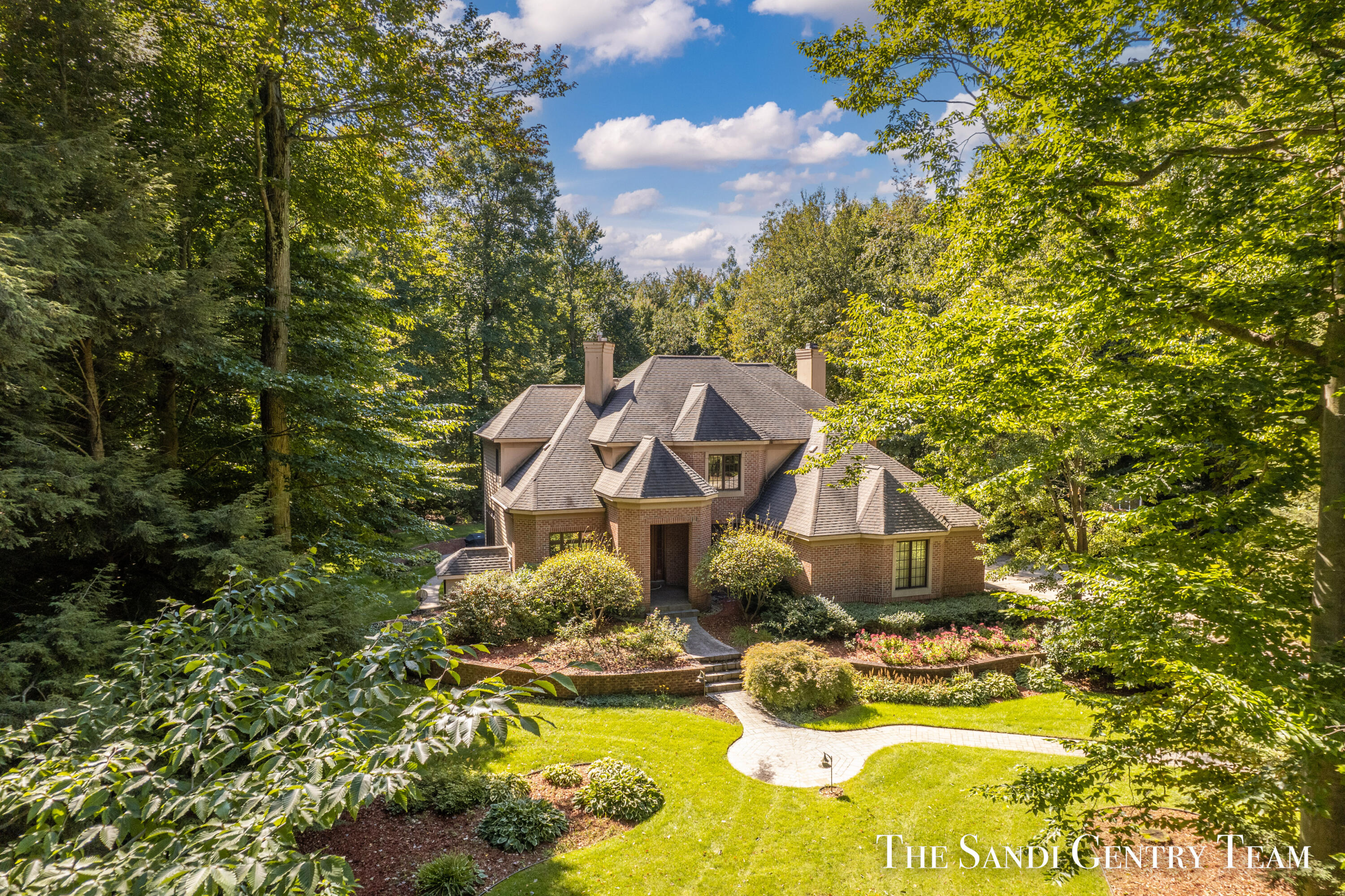 19065 Elizabeth Court Spring Lake, MI 49456 - Photo 3 of 86 DJI_0127-Edit
