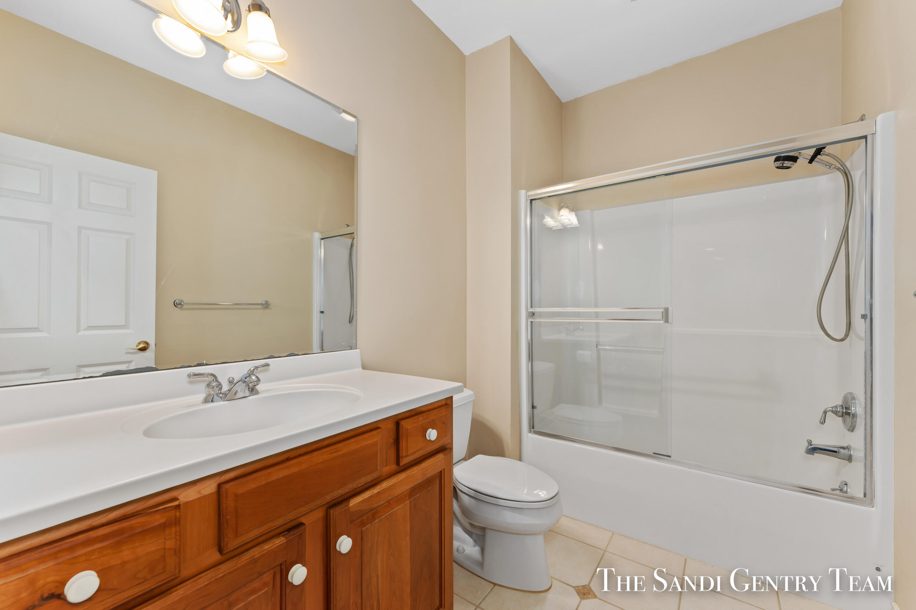 19065 Elizabeth Court Spring Lake, MI 49456 - Photo 54 of 86 AIV00193