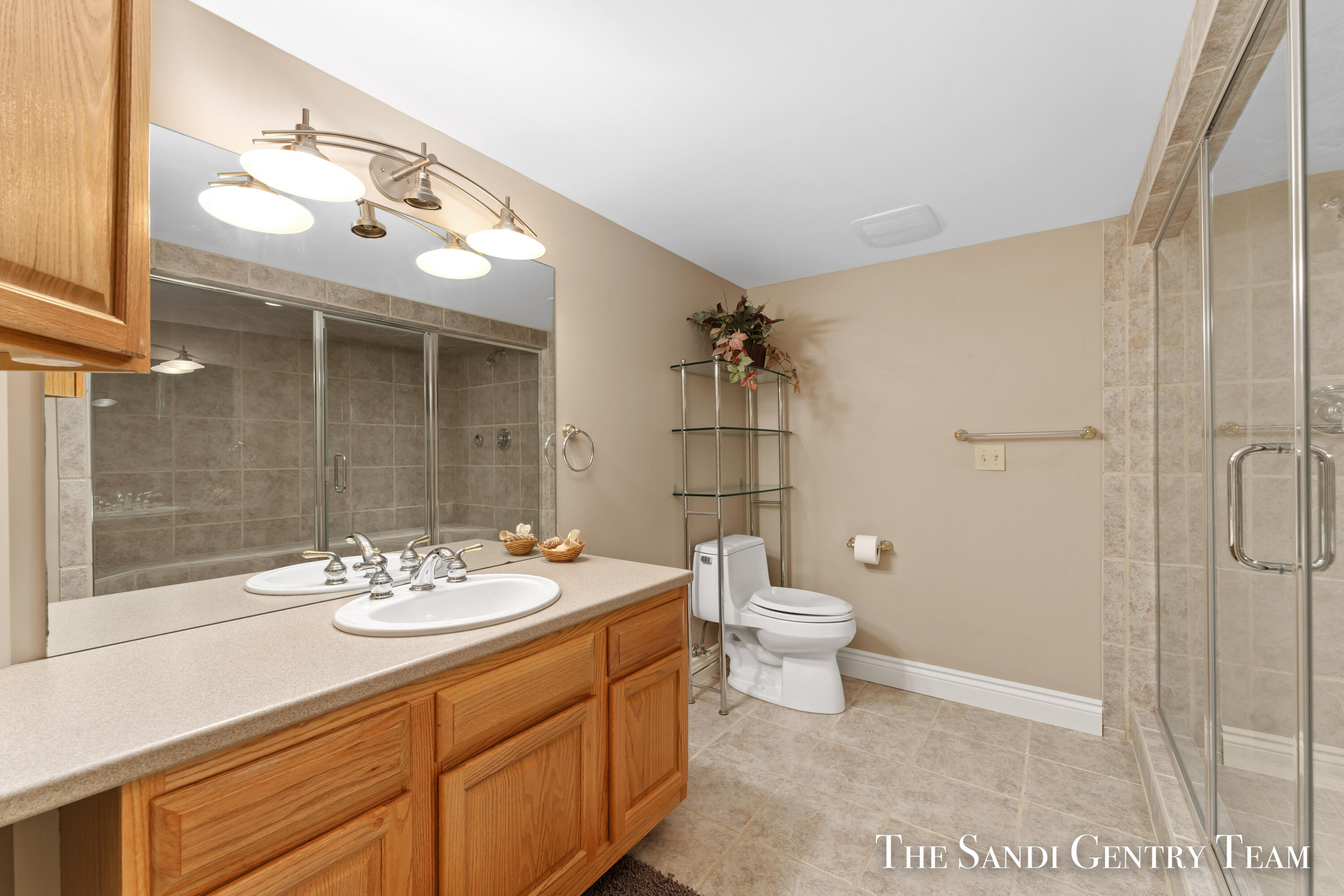 19065 Elizabeth Court Spring Lake, MI 49456 - Photo 65 of 86 AIV00246