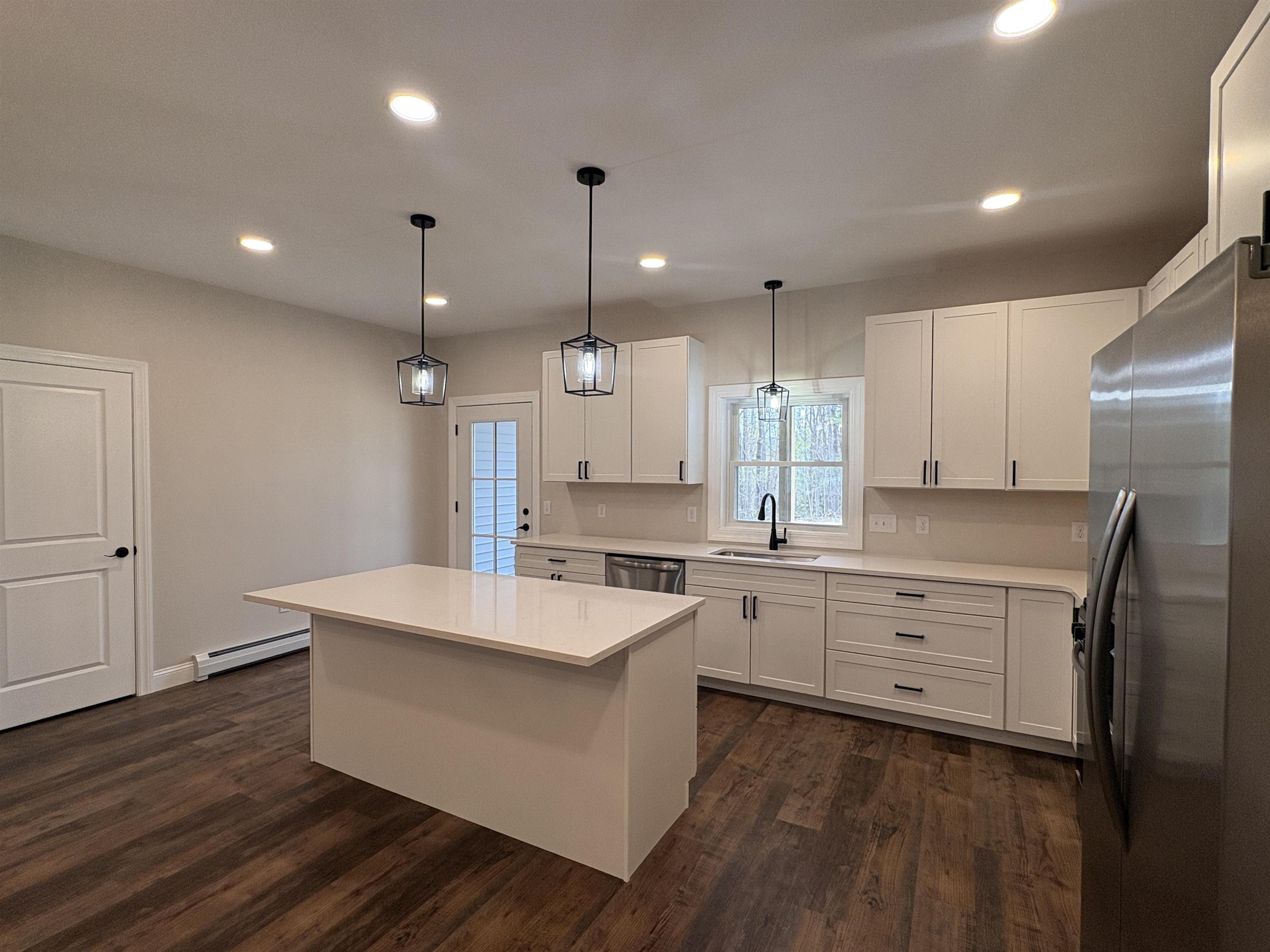 234 Oakledge Way Milton, VT 05468 - Photo 12 of 47