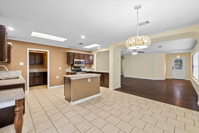 $1,850 | 1908 Matagorda Drive, Round Rock, TX 78664