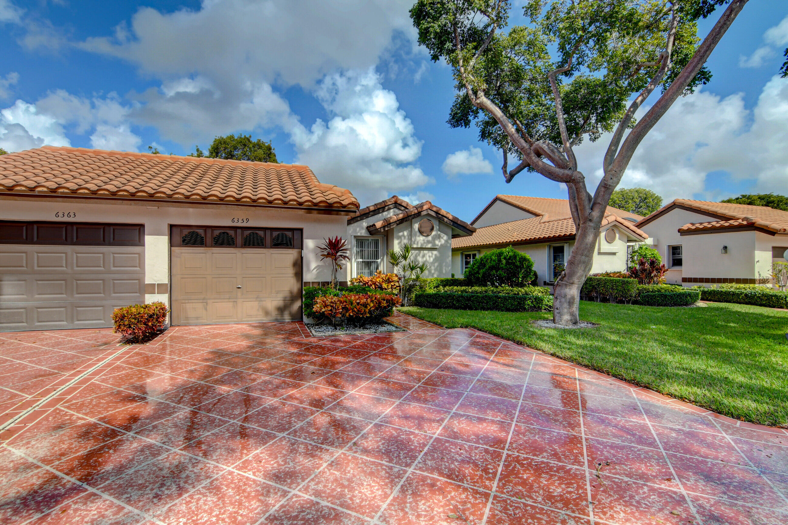 6359 Mill Pointe Circle Delray Beach, FL 33484 - Photo 3 of 57 03_dsc_8576_77_78_79_80