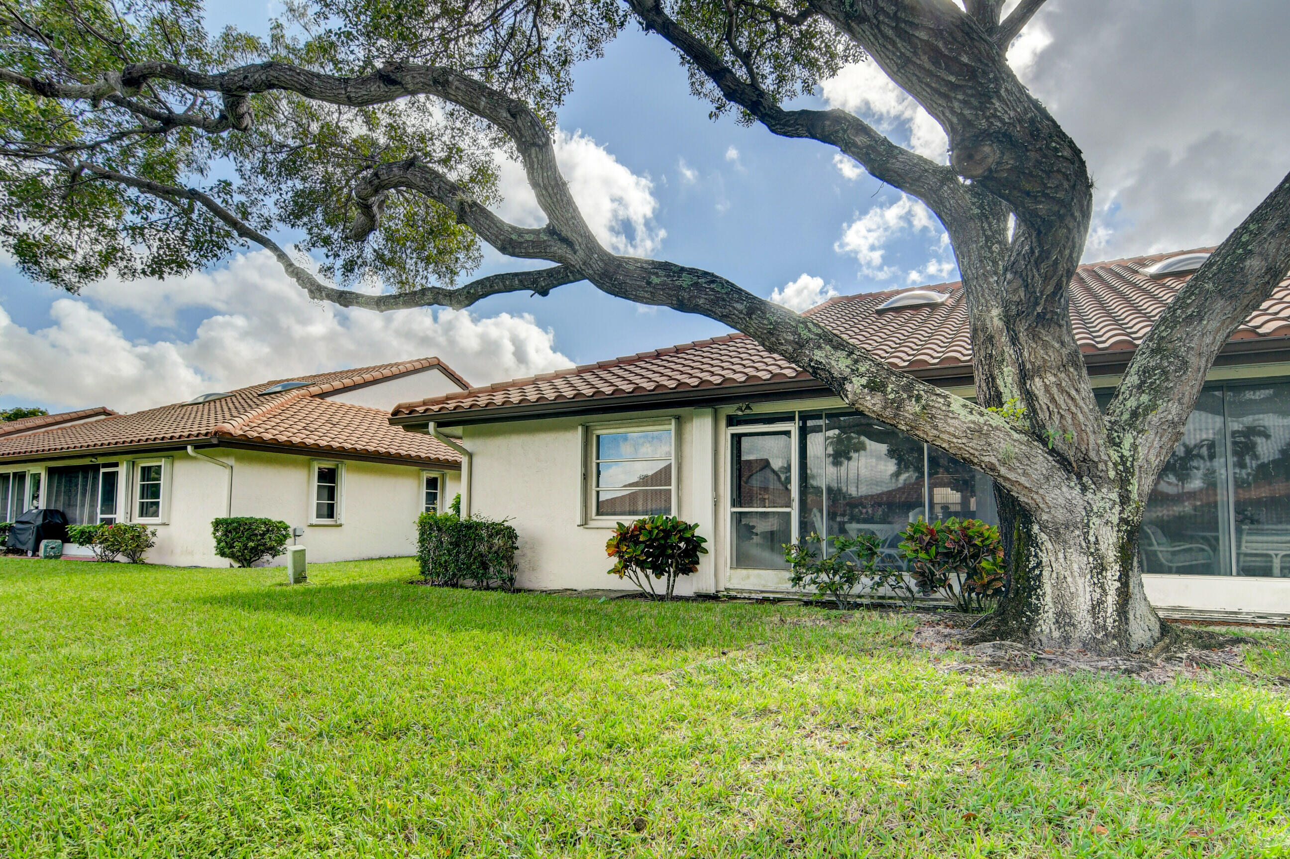 6359 Mill Pointe Circle Delray Beach, FL 33484 - Photo 47 of 57 48_dsc_8536_37_38_39_40