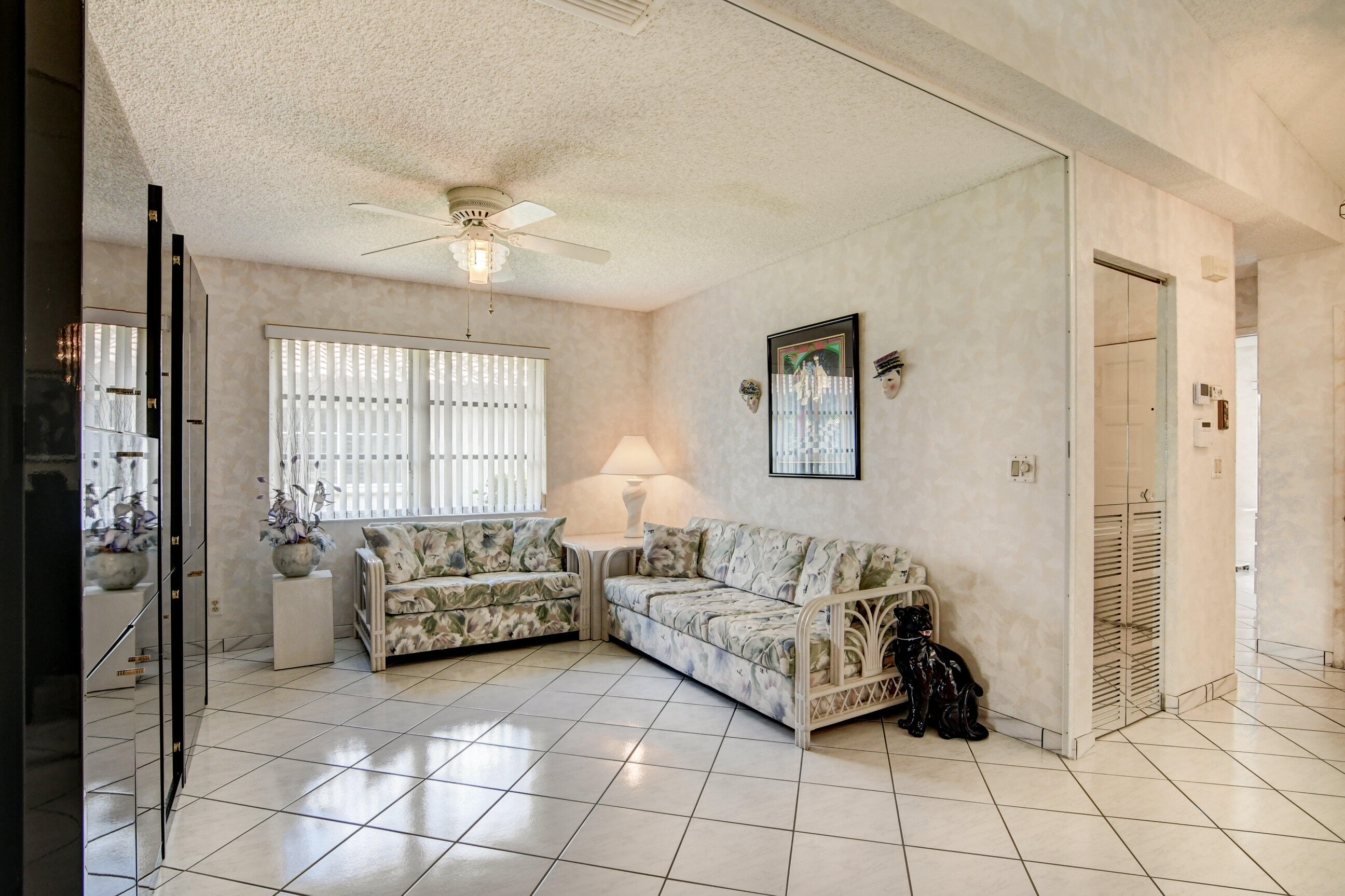 6359 Mill Pointe Circle Delray Beach, FL 33484 - Photo 9 of 57 Bright and spacious Den/3rd bedroom